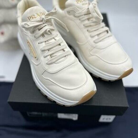 Men's Prada triangle logo leather sneakers size 8 fits 9 US made in Italy - Picture 12 of 12